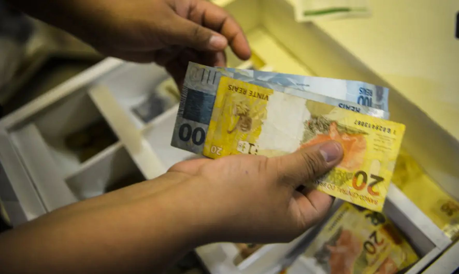 Mercado eleva previsão de expansão da economia para 2,18% em 2025